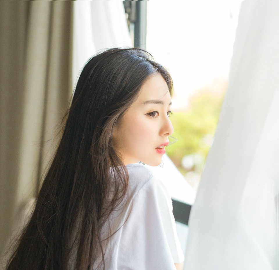 一刹真情，不能说那是假的。爱情永恒，不能说只有那一刹。